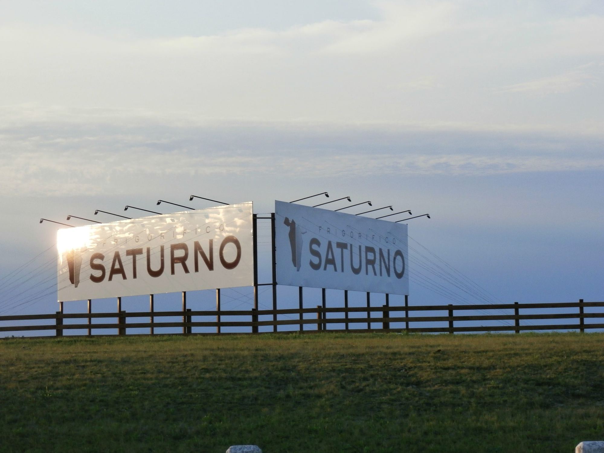 Campo y planta Frigorífico Saturno, Empalme Olmos, Uruguay